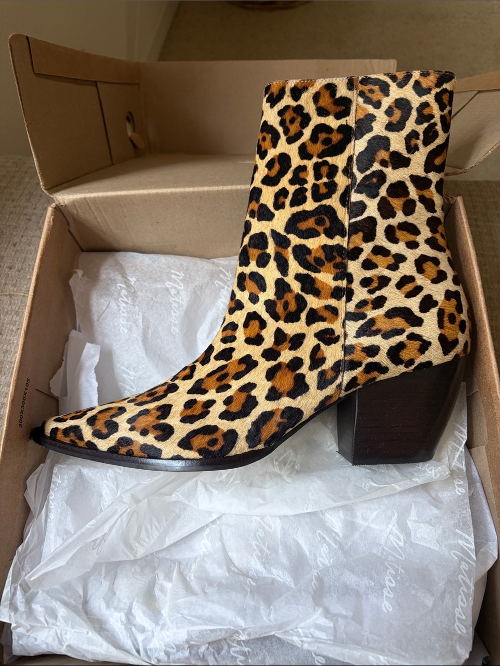 NWT never worn Matisse Leopard-Print Calf Hair Ankle Boots in Brown, Tan & Black